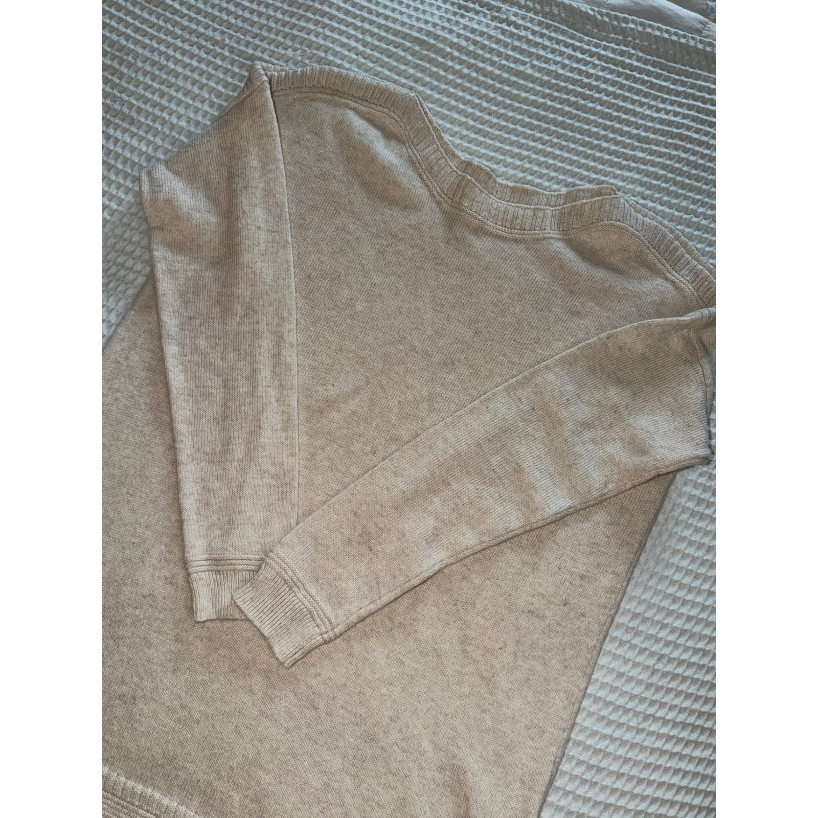 Old Navy Crewneck Sweater Womens Medium Oatmeal Beige Long Sleeve Knit High-Low